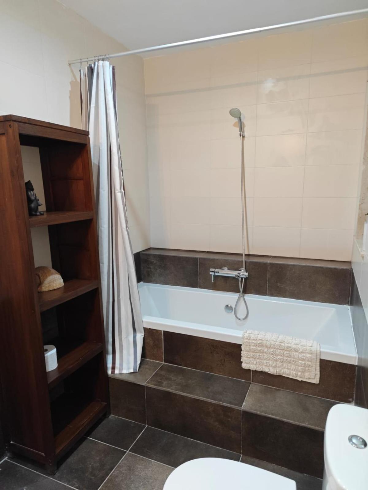 Coastal Charm Ghadira Bay Flat * Mellieha